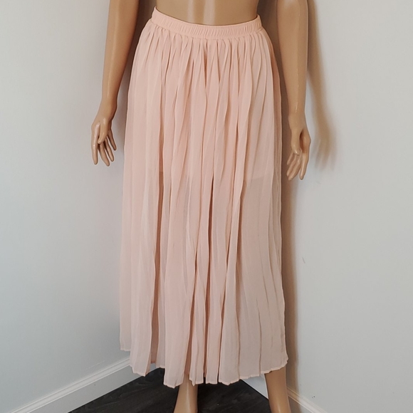 Forever 21 Dresses & Skirts - Forever 21 Maxi Skirt